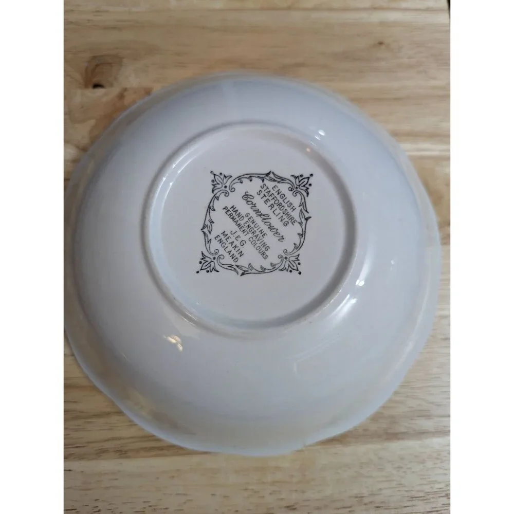 Meakin JEG Cornflower bowl pink flowers scalloped English Staffordshire 8 1/2 in